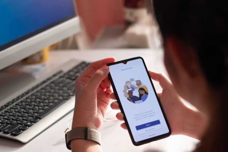 Mobile phone microsoft security
